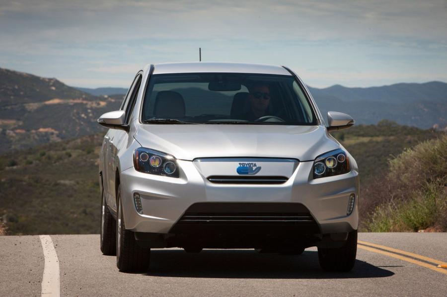  Toyota RAV4 EV 2012 года  (фото 63 из 107)